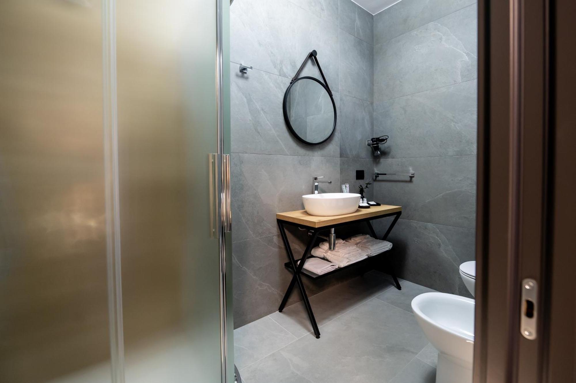 Mia Rooms B&B ミラッツォ エクステリア 写真
