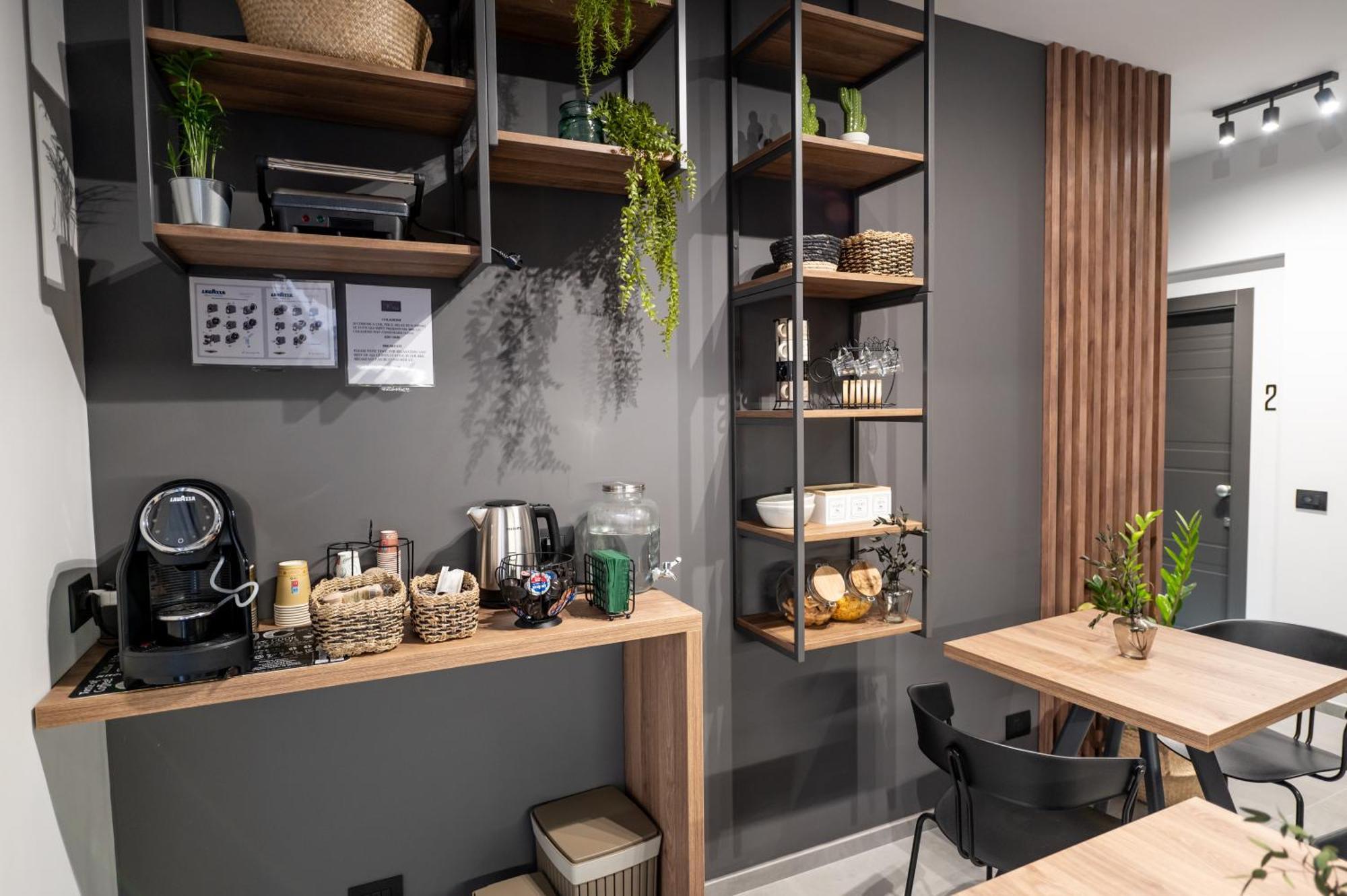 Mia Rooms B&B ミラッツォ エクステリア 写真