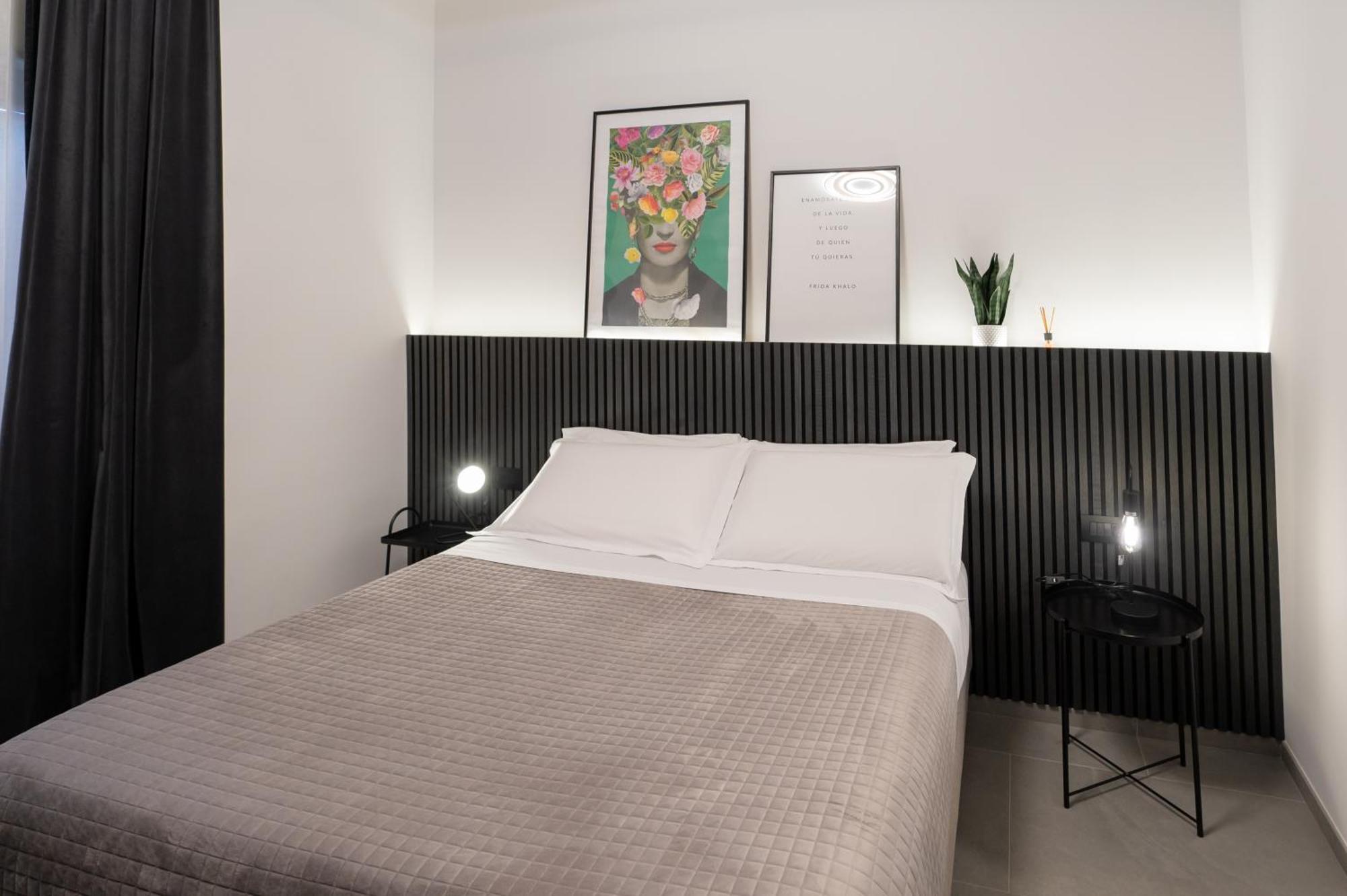 Mia Rooms B&B ミラッツォ エクステリア 写真