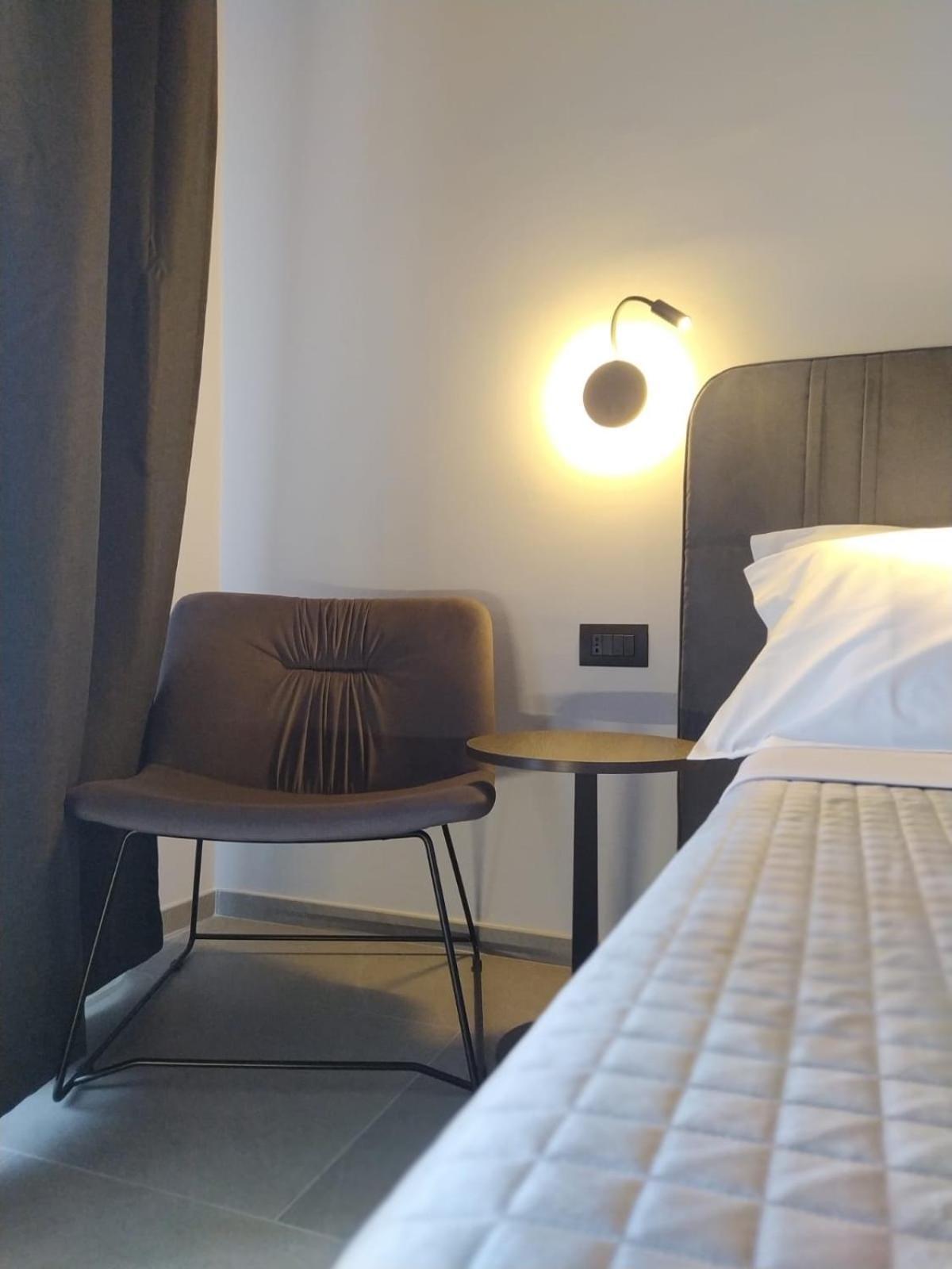Mia Rooms B&B ミラッツォ エクステリア 写真